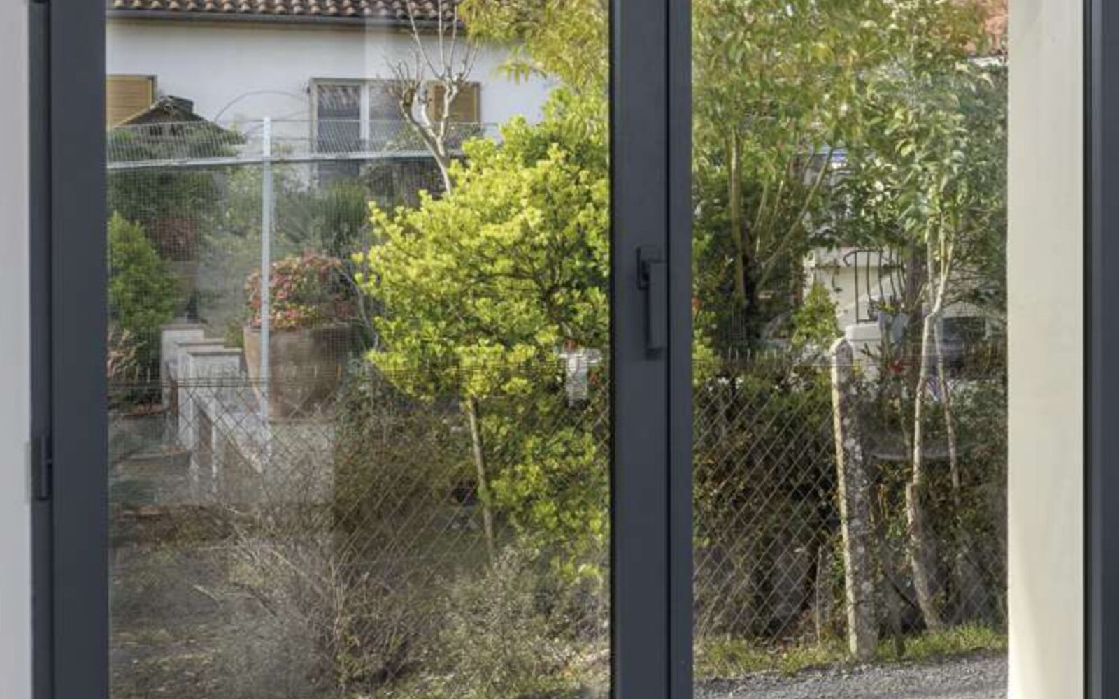 Menuiserie et ouverture pour améliorer la lumière et le confort du logement — exemple 1